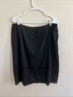 Black Half Slip Lace Trim Skirt Slip